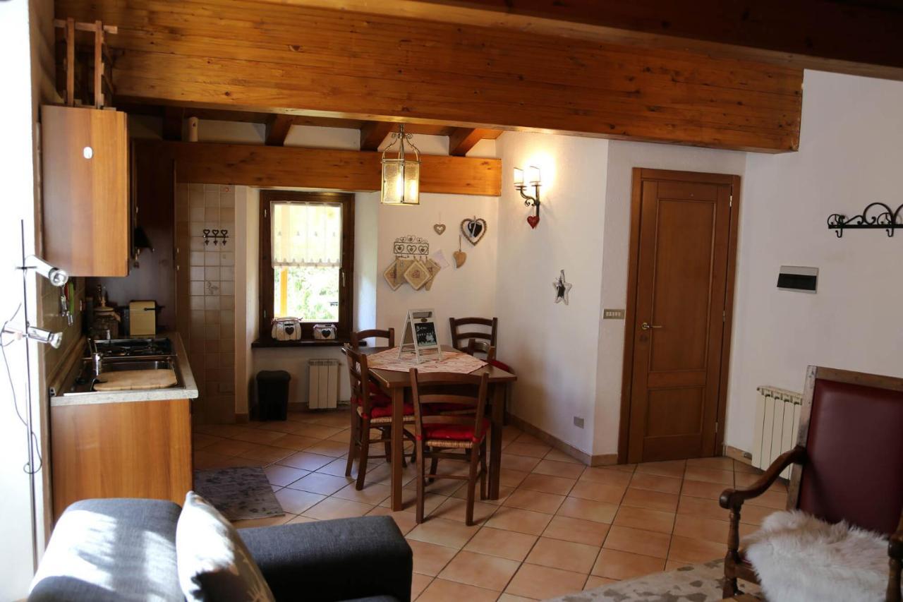 Appartamenti Vista Monte Bianco Courmayeur-Entreves Экстерьер фото